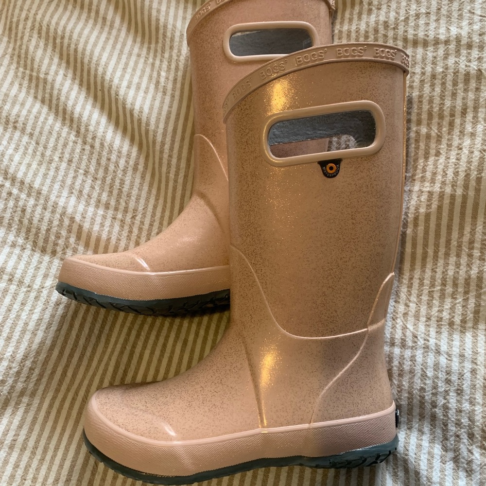 Kids rain boots
